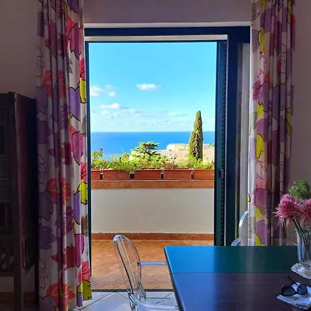 Апартаменты Sopramonte 39